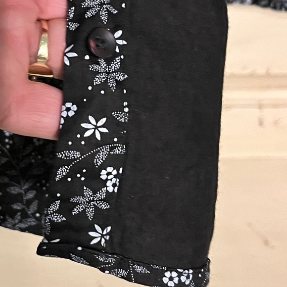 PRADA [Milano] Men's Black Floral Button Front Shirt Size XL/16 1/2 - Picture 7 of 10